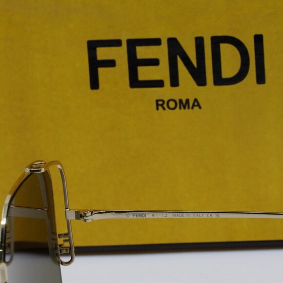 Final Price! Fendi FE40038U 10Y Sunglasses - Picture 6 of 10